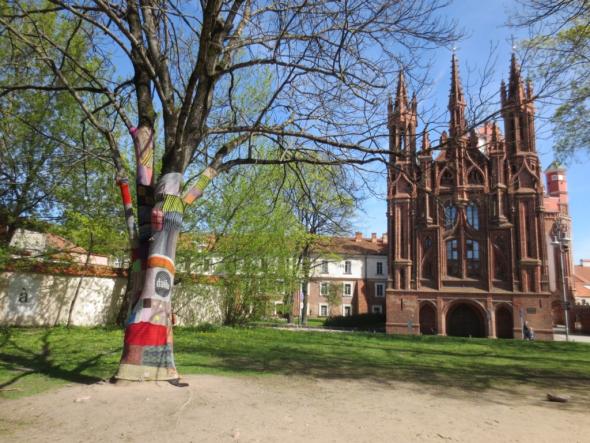 St. Anna Kirche, Vilnius. Gothik und Guerilla-Knitting