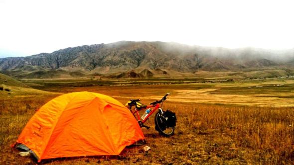 Mein Zelt, mein Rad, mein Kirgistan